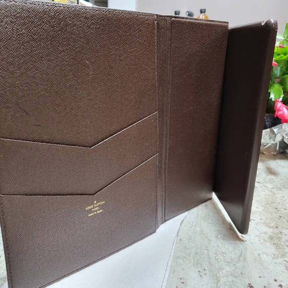 COPY - Louis Vuitton USED Tablet Case - Picture 6 of 16
